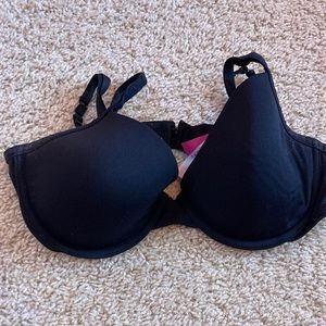 Victoria’s Secret PINK bra